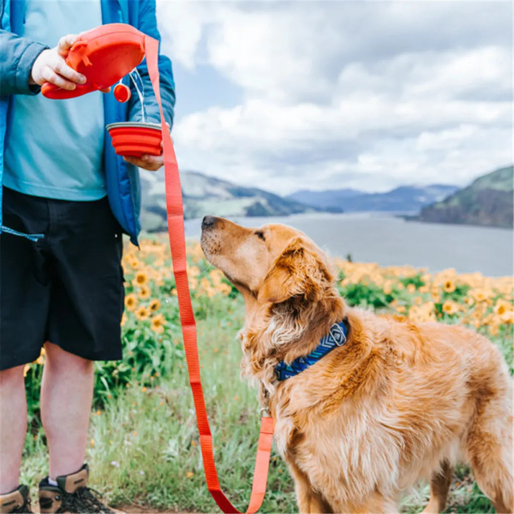 4-in-1 Retractable Nylon Dog Leash with Integrated Water Bottle and Bowl for Active Pet Walking and Running